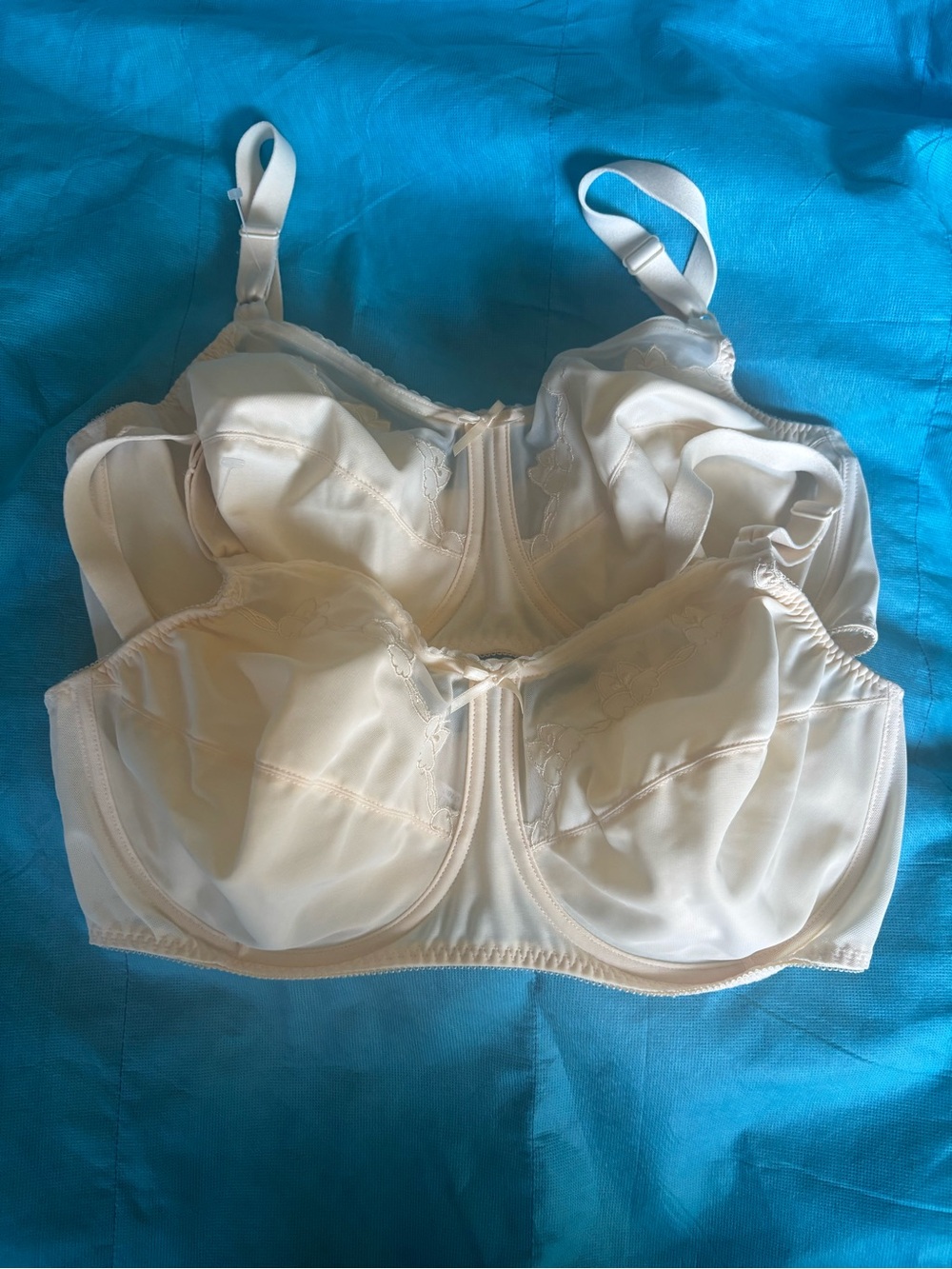 Set of 2- Bali bra 40DD Flower Comfort-U Full Coverage Bra Underwire 0180 beige